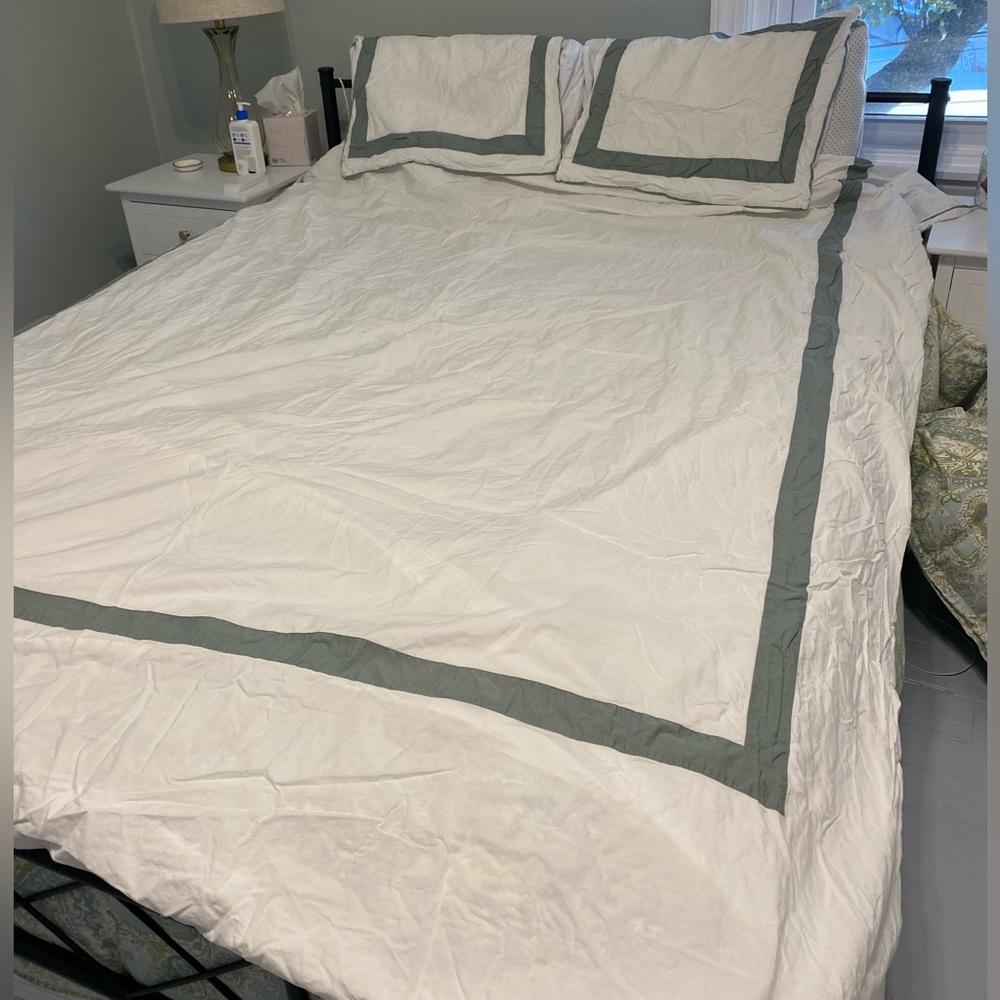 White Duvet Cover with Gray Border - Home Bedding